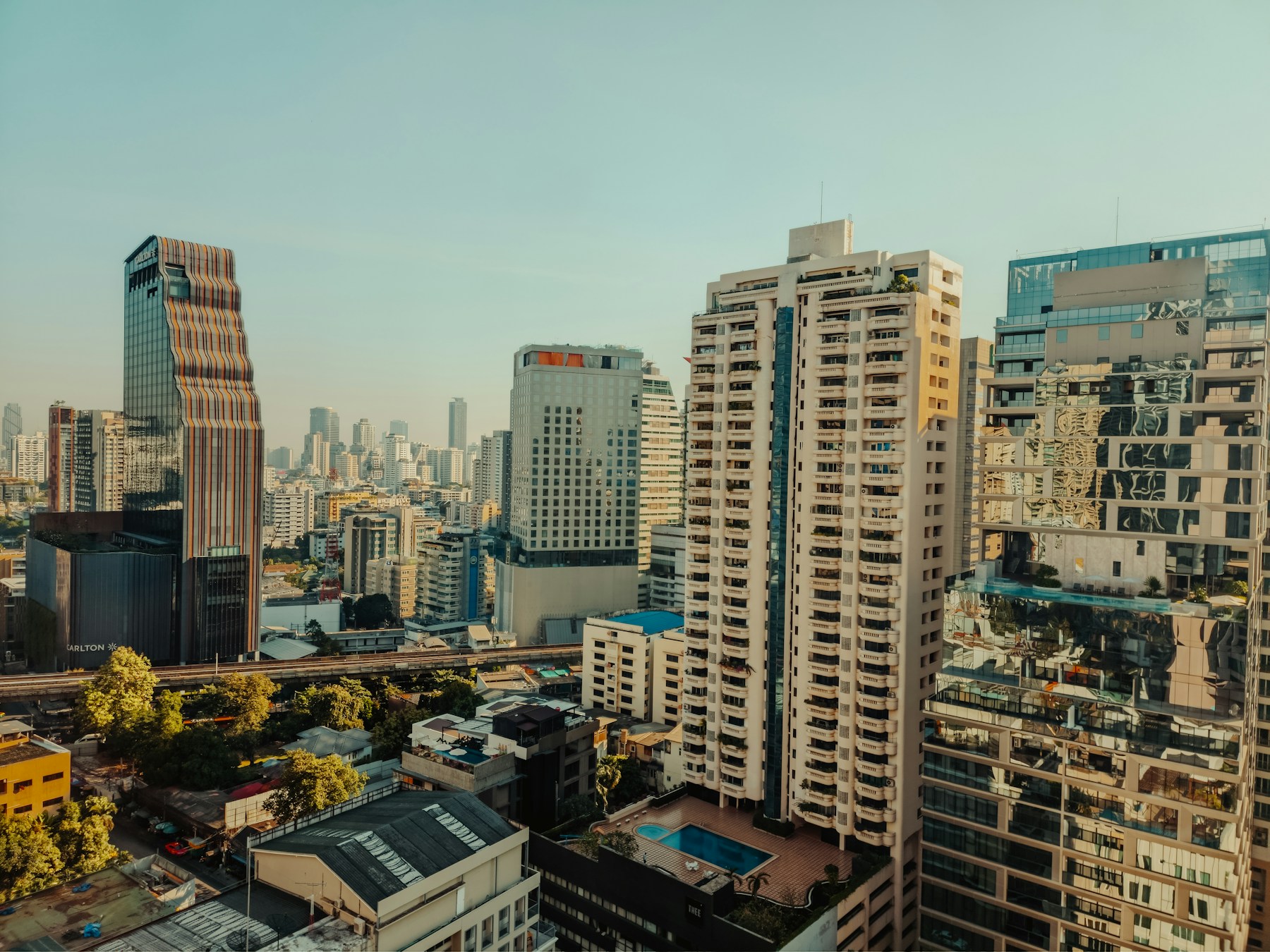 Bangkok condominium option in Ari
